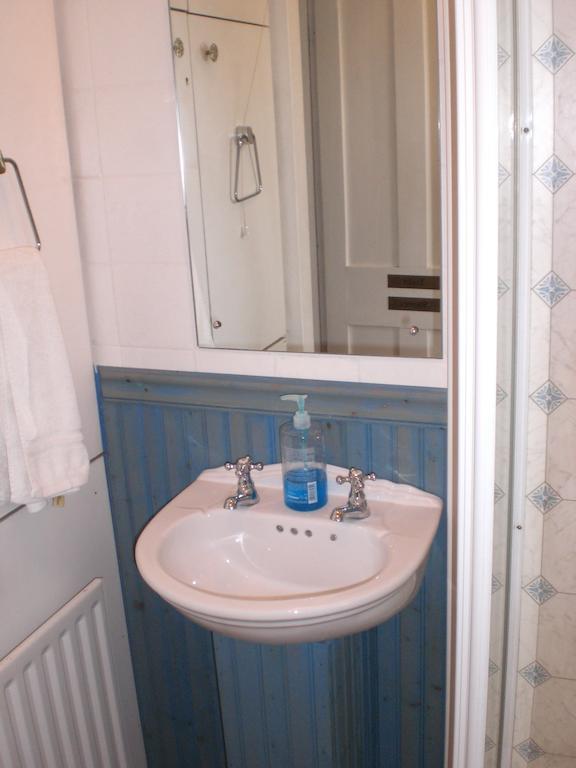 Melville Lodge Gatwick Horley Habitación foto
