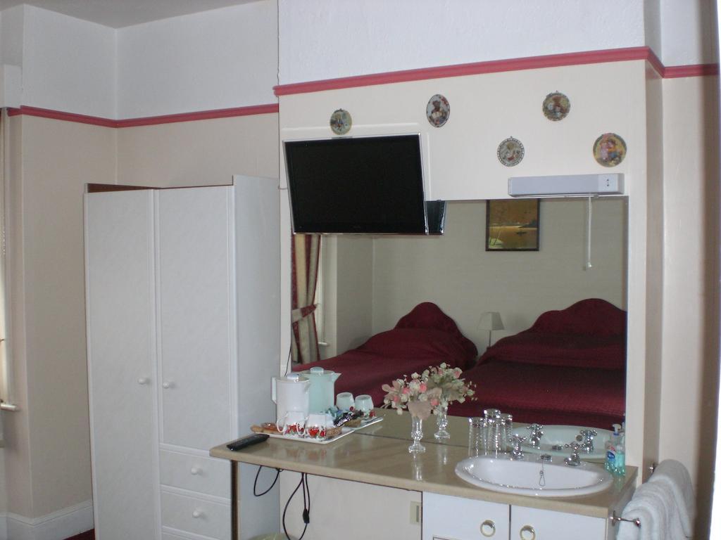 Melville Lodge Gatwick Horley Habitación foto