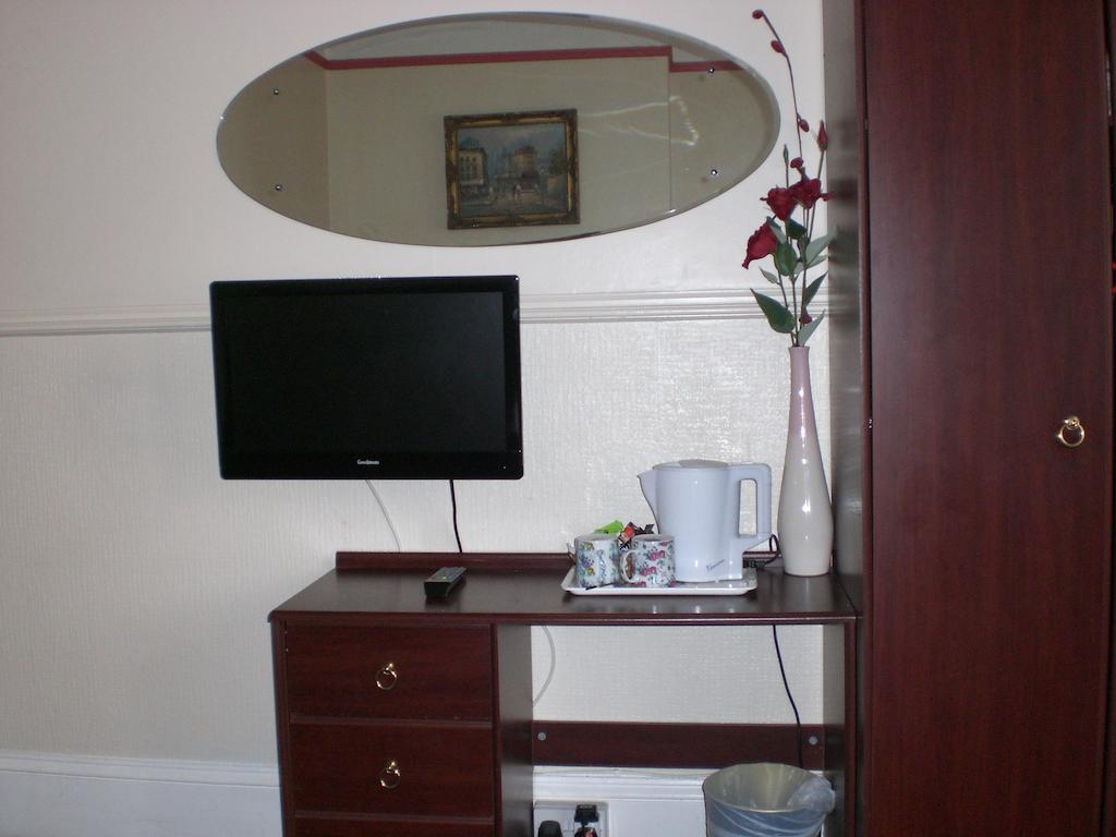 Melville Lodge Gatwick Horley Habitación foto